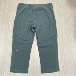 Lululemon Women’s Speed Up Tight Cropped Legging Size 8 Side Pockets